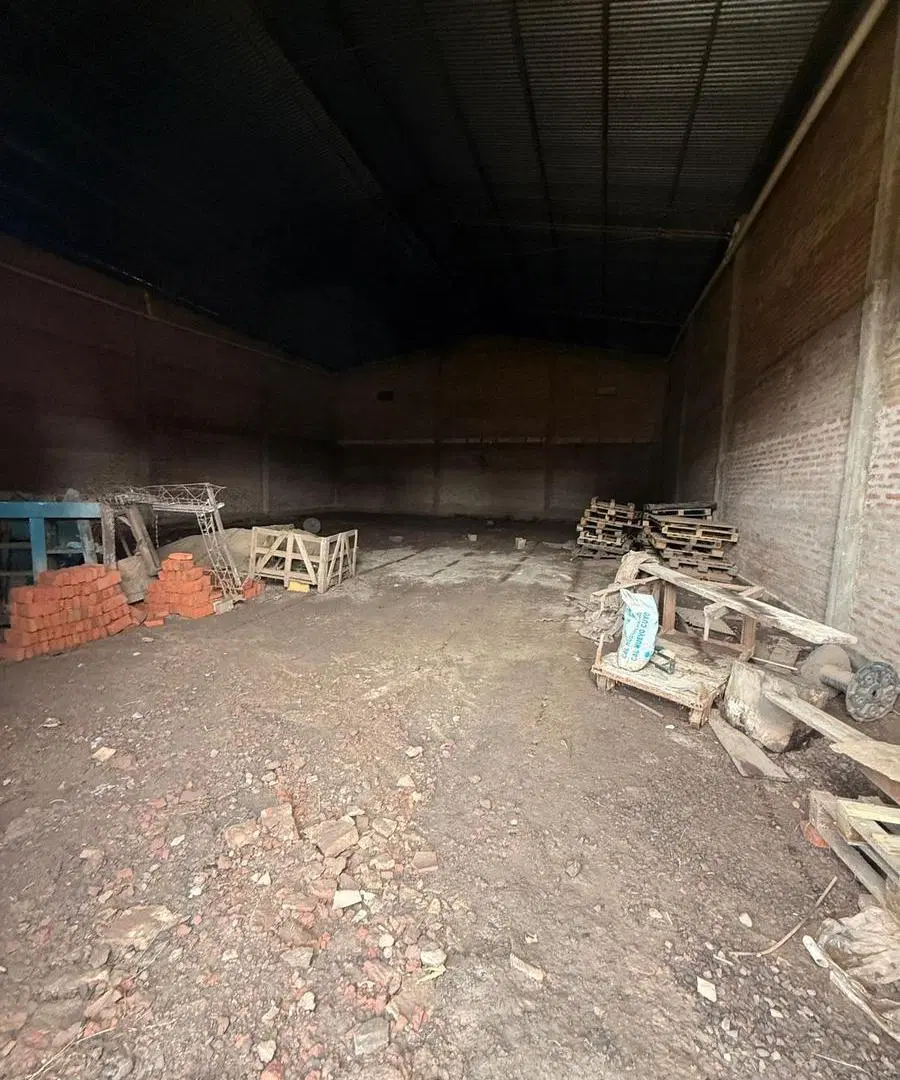 Galpón en venta sobre Pasaje Corrientes a 350 m de Ruta 11 5