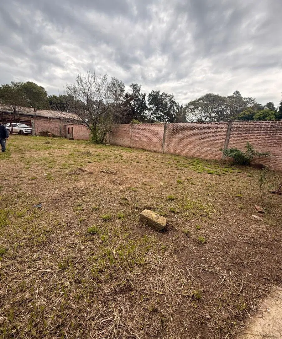 Galpón en venta sobre Pasaje Corrientes a 350 m de Ruta 11 4