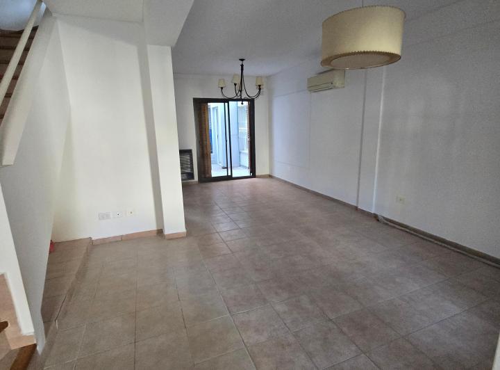 Duplex zona Coto 5