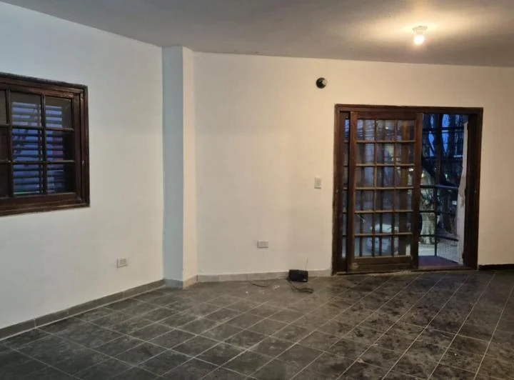 Casa-dpto en alquiler Villa Crespo 3