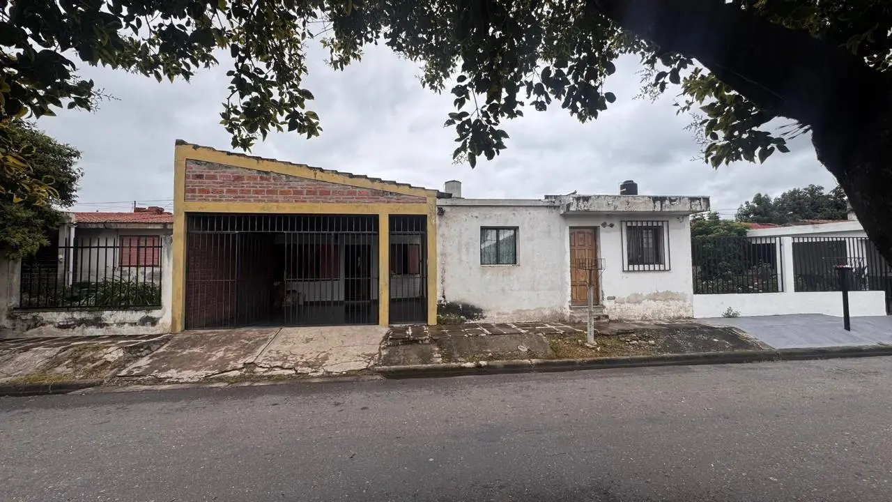 Casa 2 Departamentos en venta Ciudad del Milagro 1
