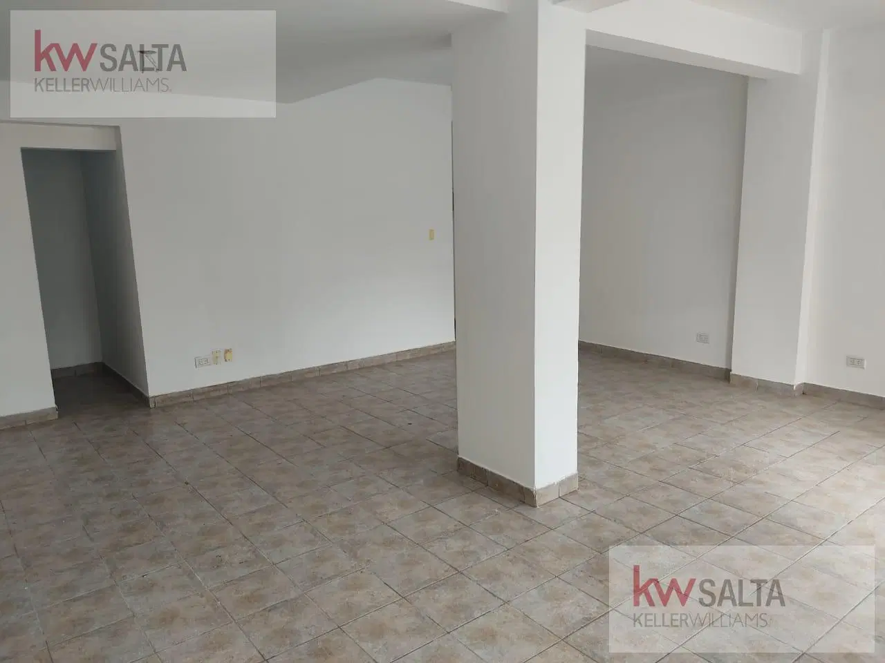 Local Comercial 42m2 - Pueyrredon 1300 - Excelente Vidriera 2