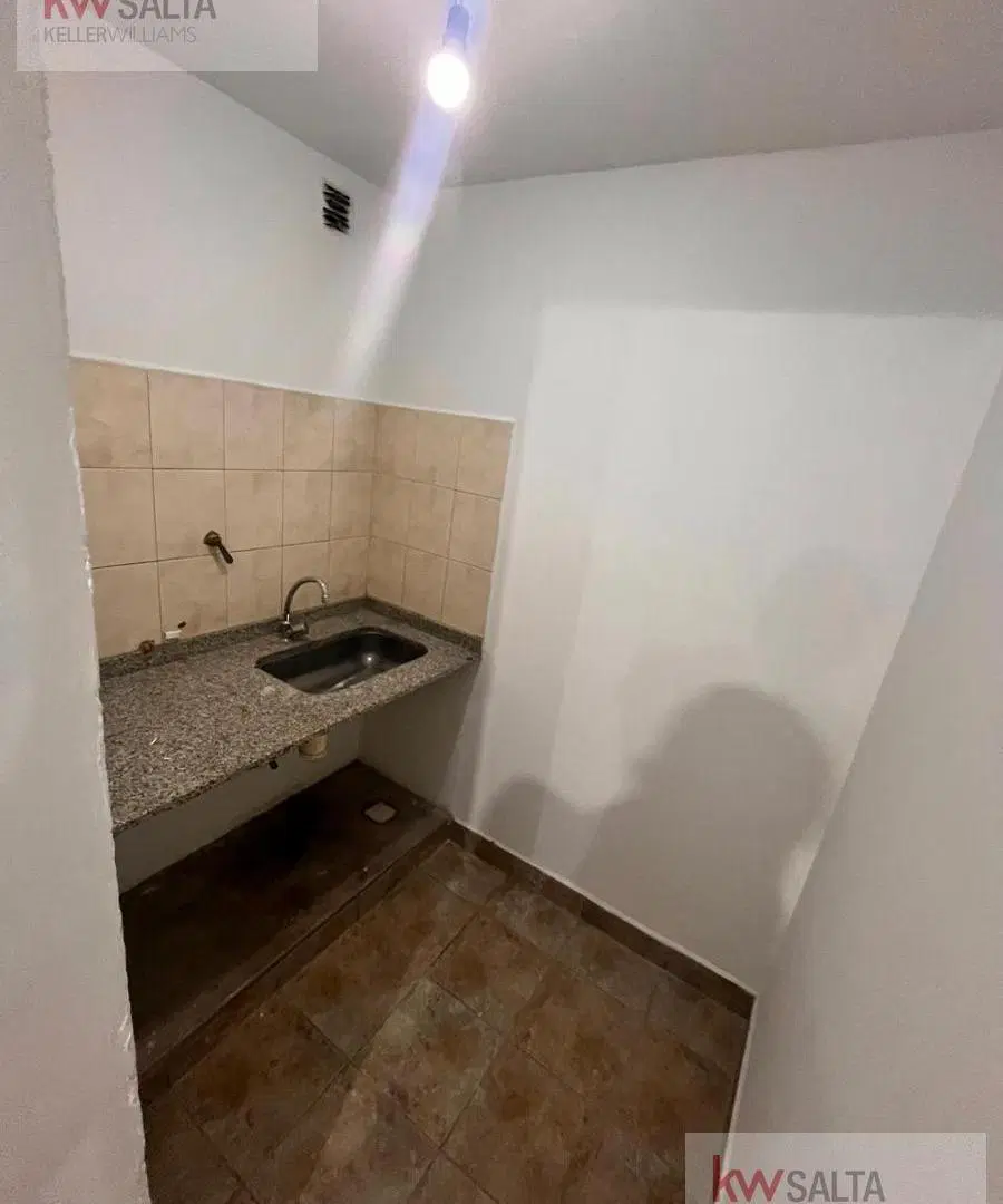 Local Comercial 42m2 - Pueyrredon 1300 - Excelente Vidriera 8