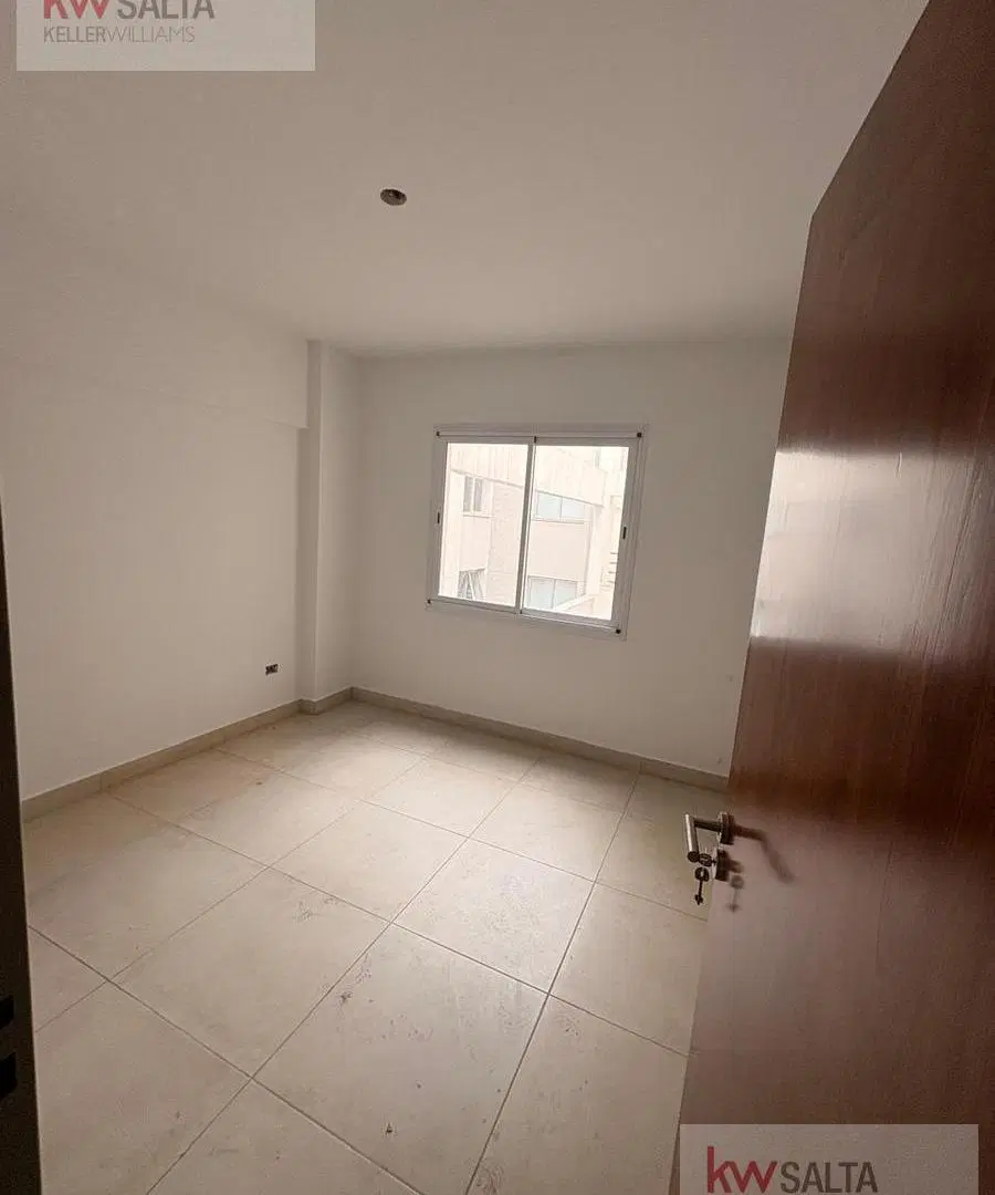 DEPARTAMENTO EN VENTA- SARMIENTO 950 3