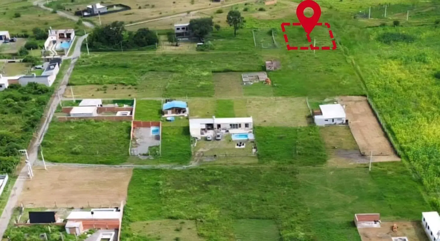 Terreno en venta en  La Carmina Campo Quijano 2