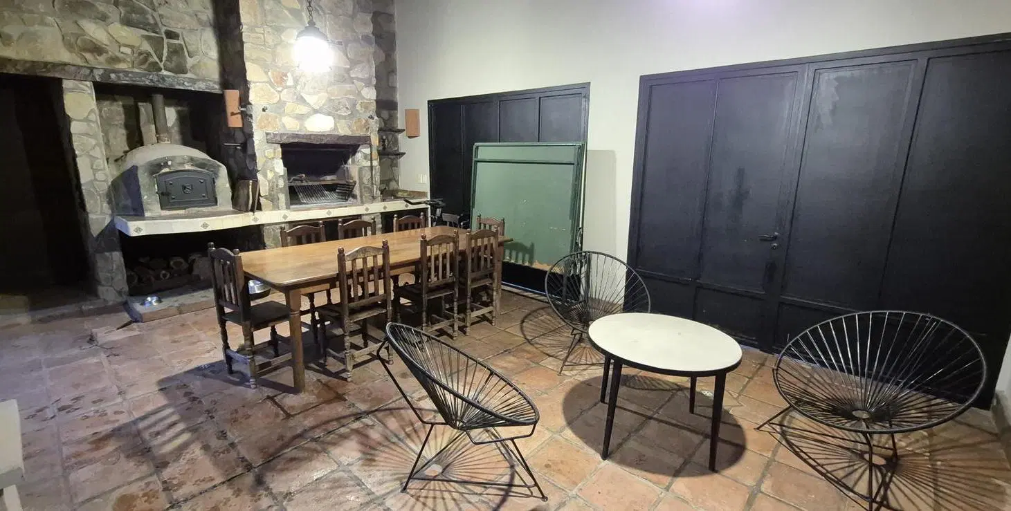 VENDO Casa en Gran Bourg 2