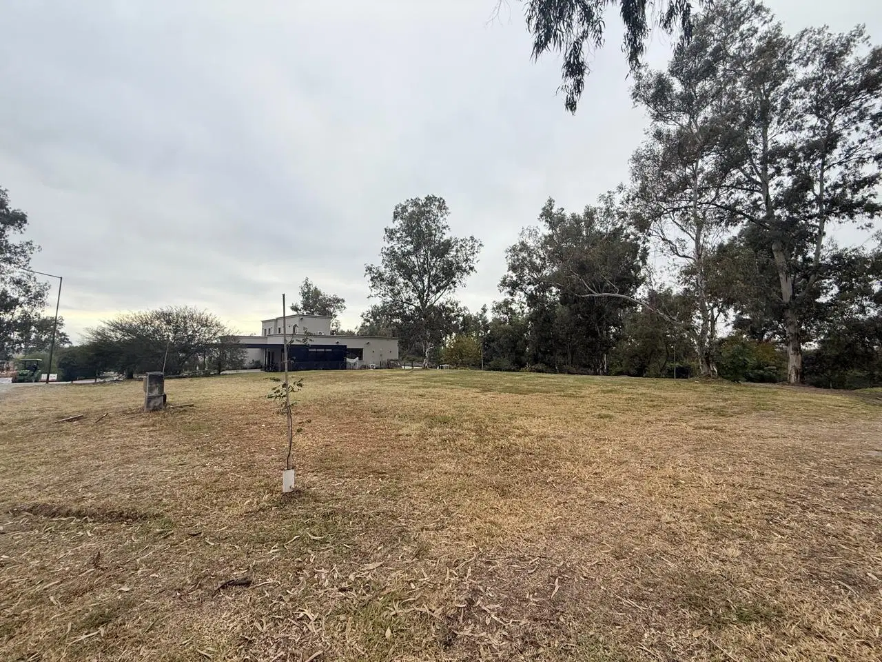 Lote plano de 1482m2 en Praderas de San Lorenzo 2