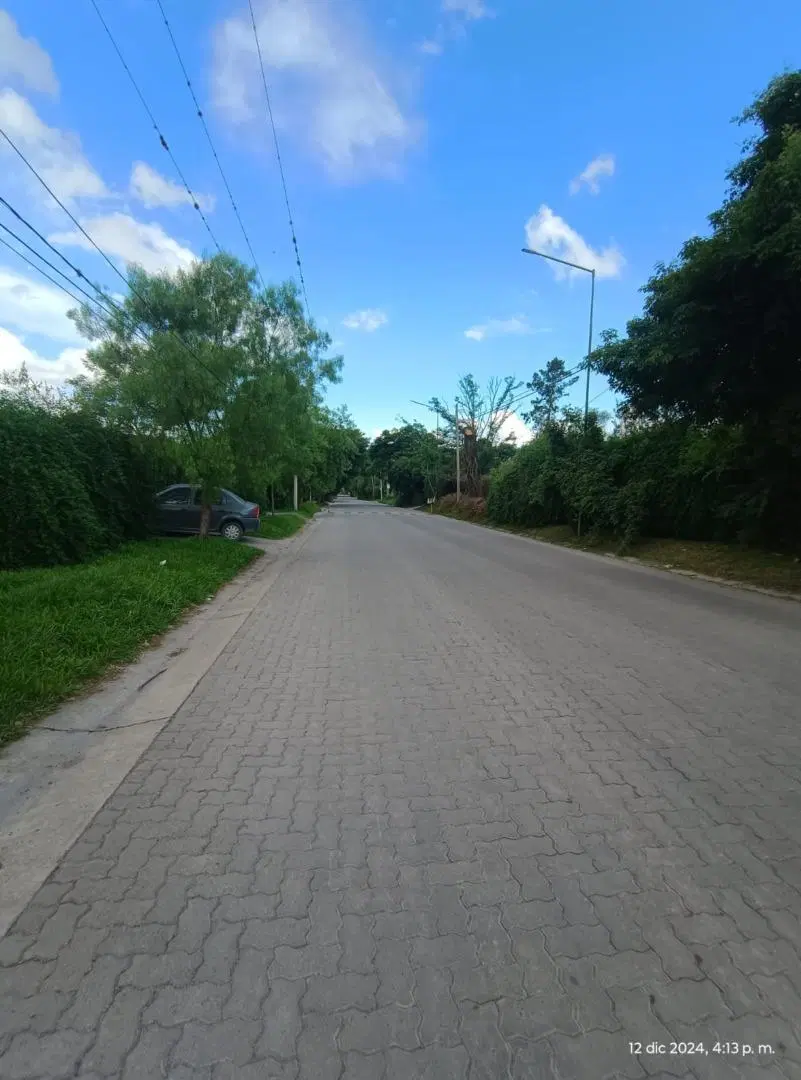 Terreno en San Lorenzo, calle Colombia 4