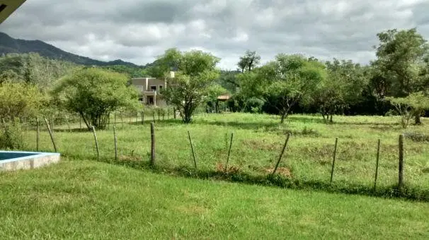Terreno en San Lorenzo, calle Colombia 5