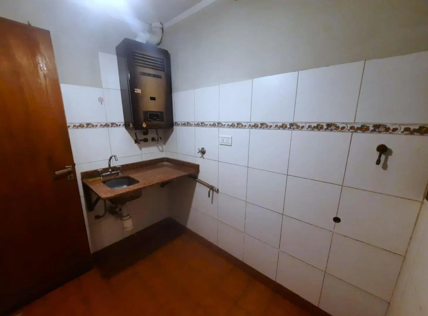 Departamento en Alquiler en Dean Funes al 100, zona microcentro, Salta Capital 2