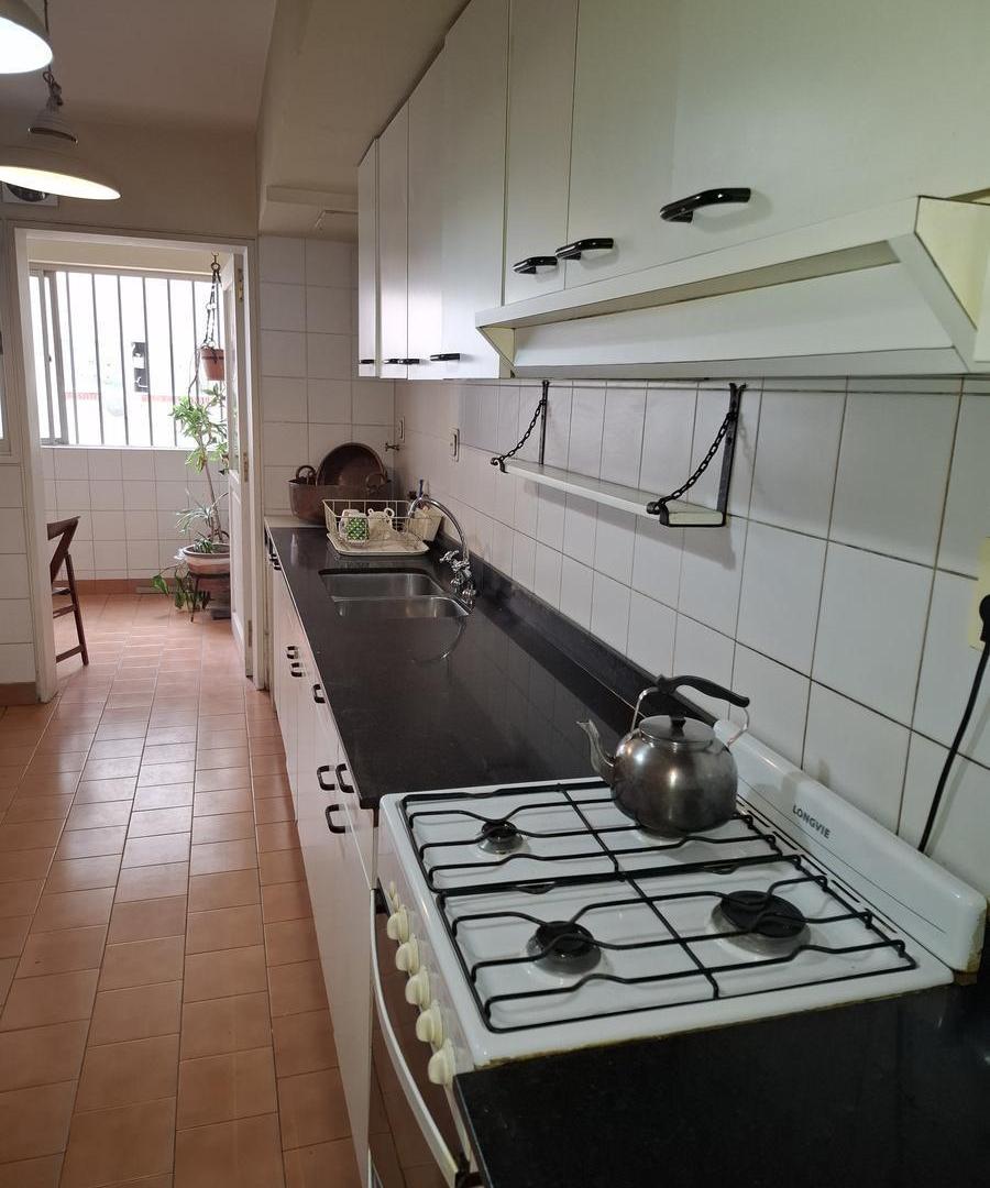 Foto de Elegante departamento 4 dormitorios en venta centro salta, imagen 3