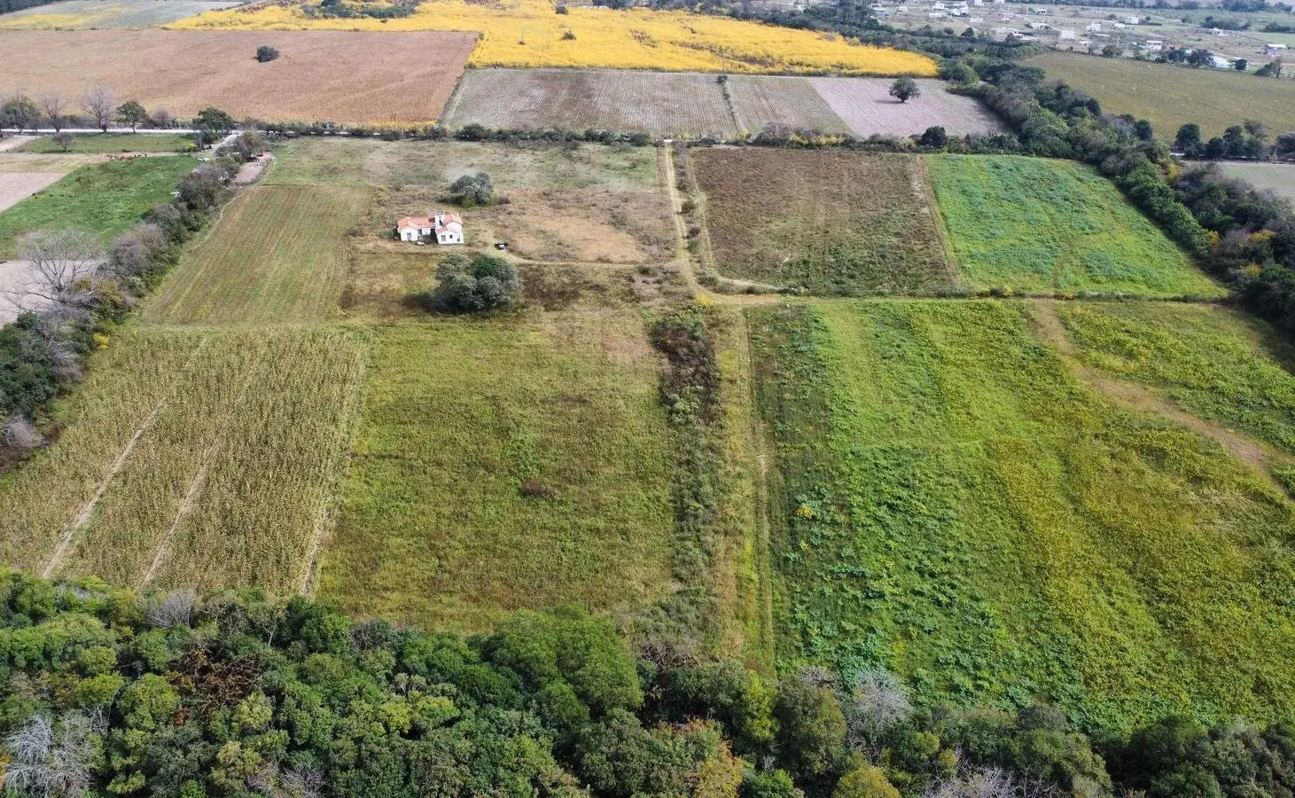 Chacra en  venta. 3 has con casa tres dormitorios. La SILLETA. Salta. Ruta 51 3