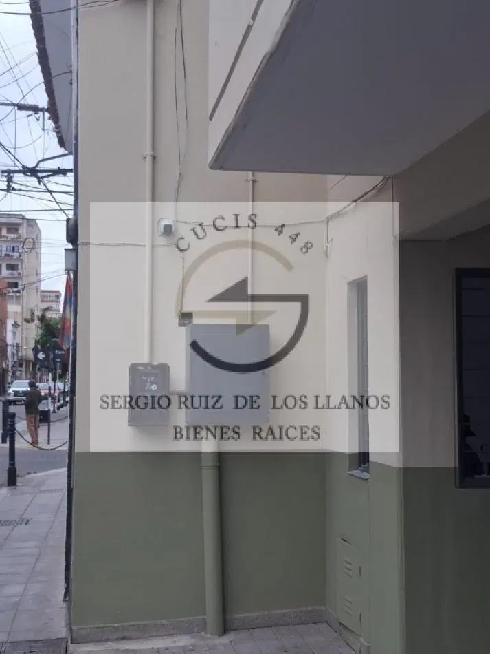 Cochera en  venta en edificio Cervera. Con ascensor. A una cuadra de plaza principal de Salta 5