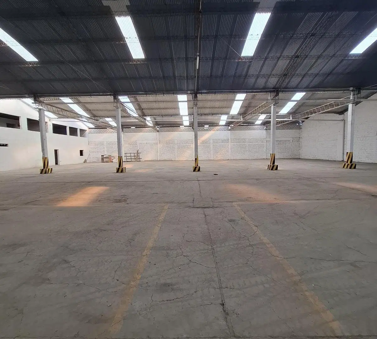 Terreno de 1hectarea en venta. Espejo de agua 5