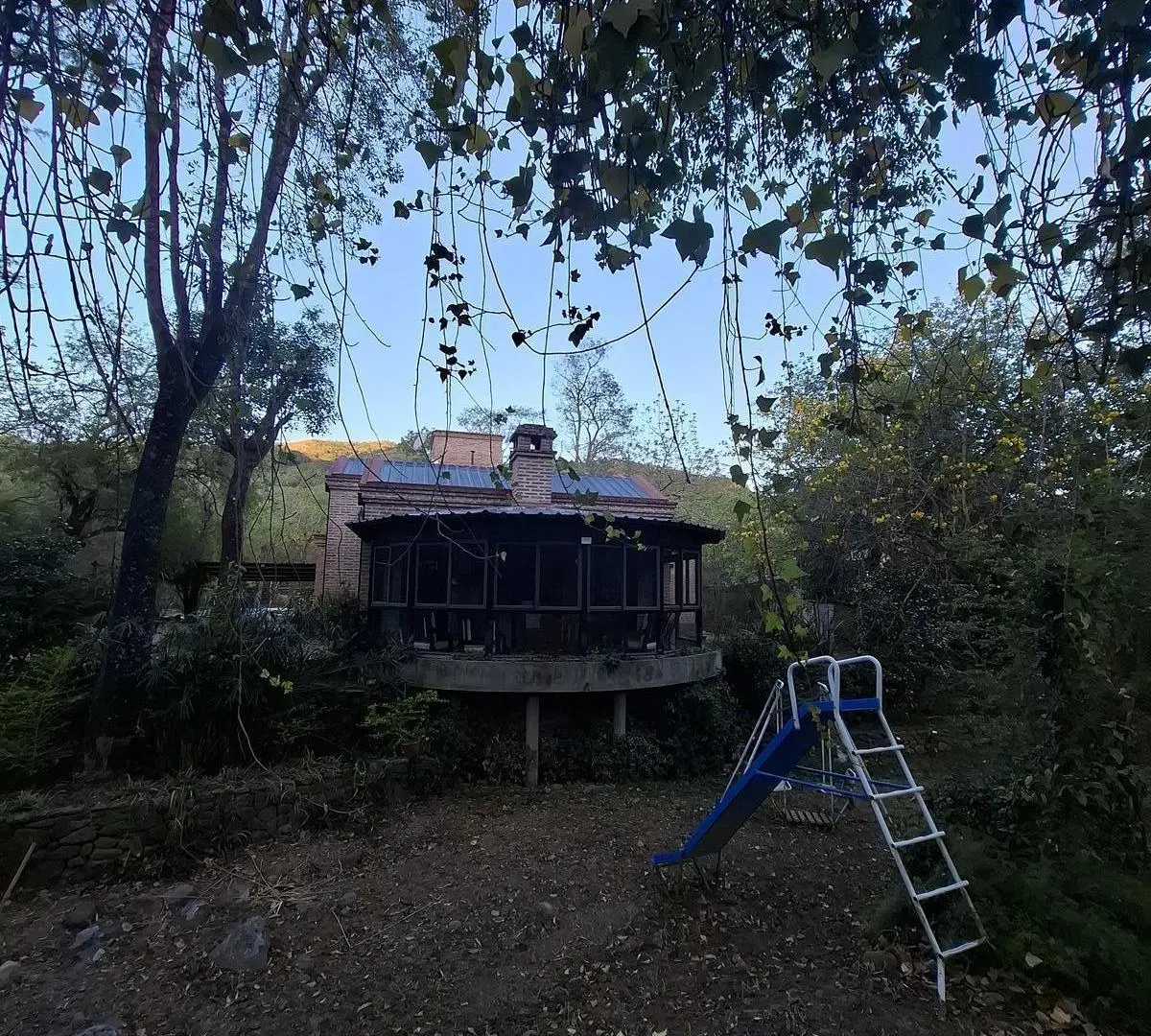 Casa en alquiler 5 dormitorios pileta lesser 2