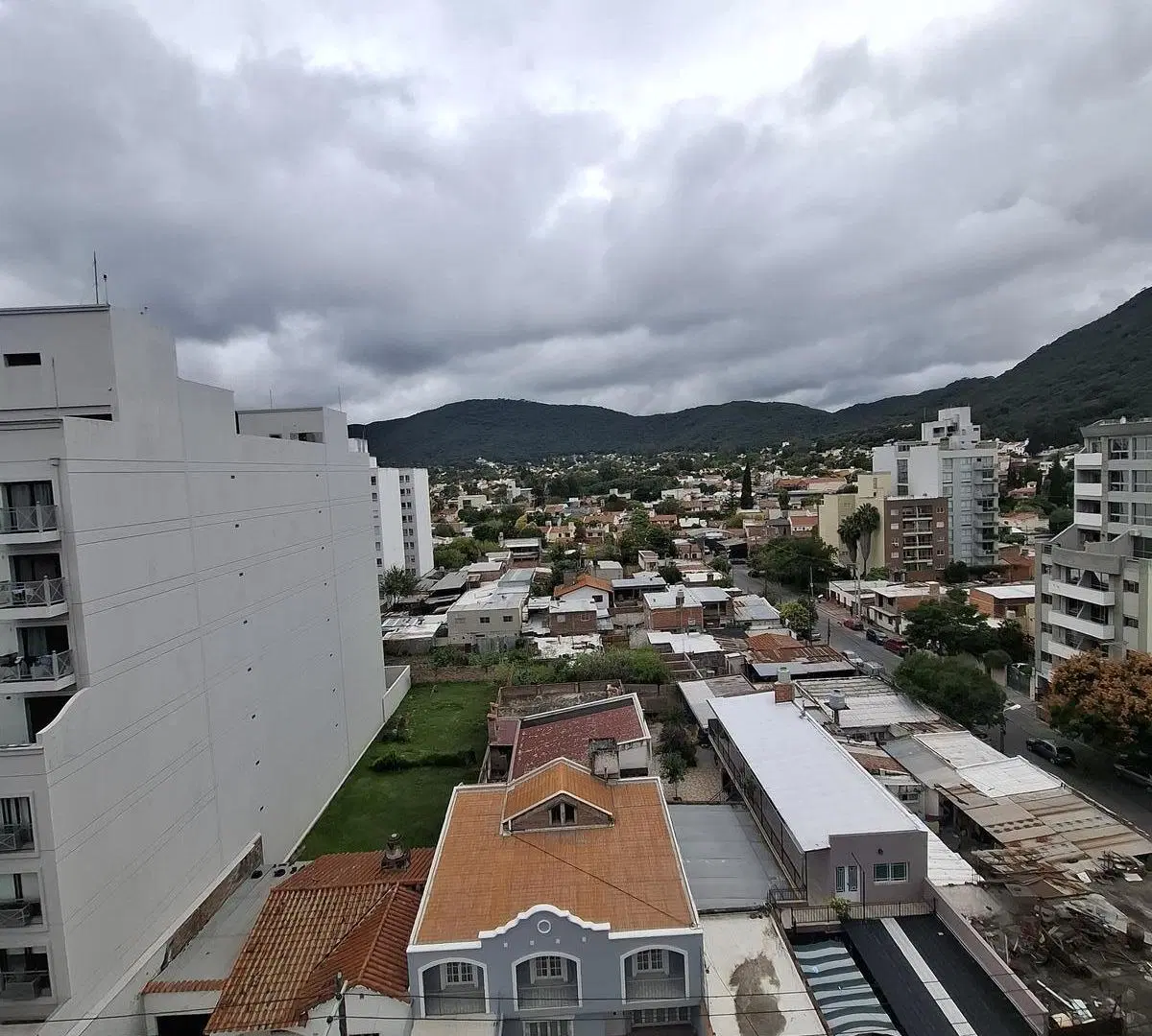 Departamento dos dormitorios con cochera 8