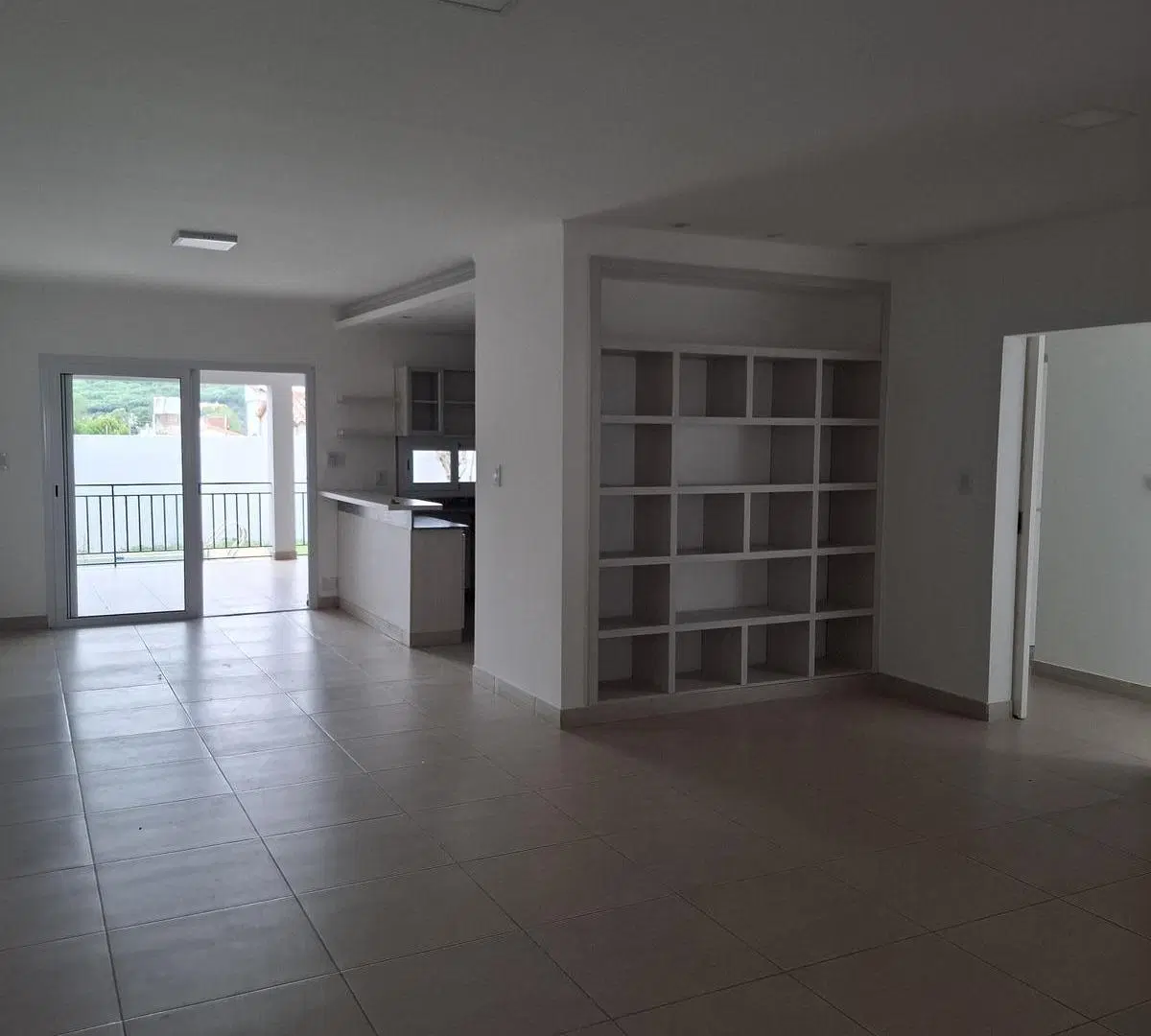 Casa en venta 3 dormitorios con pileta en Bº Tres Cerritos 4