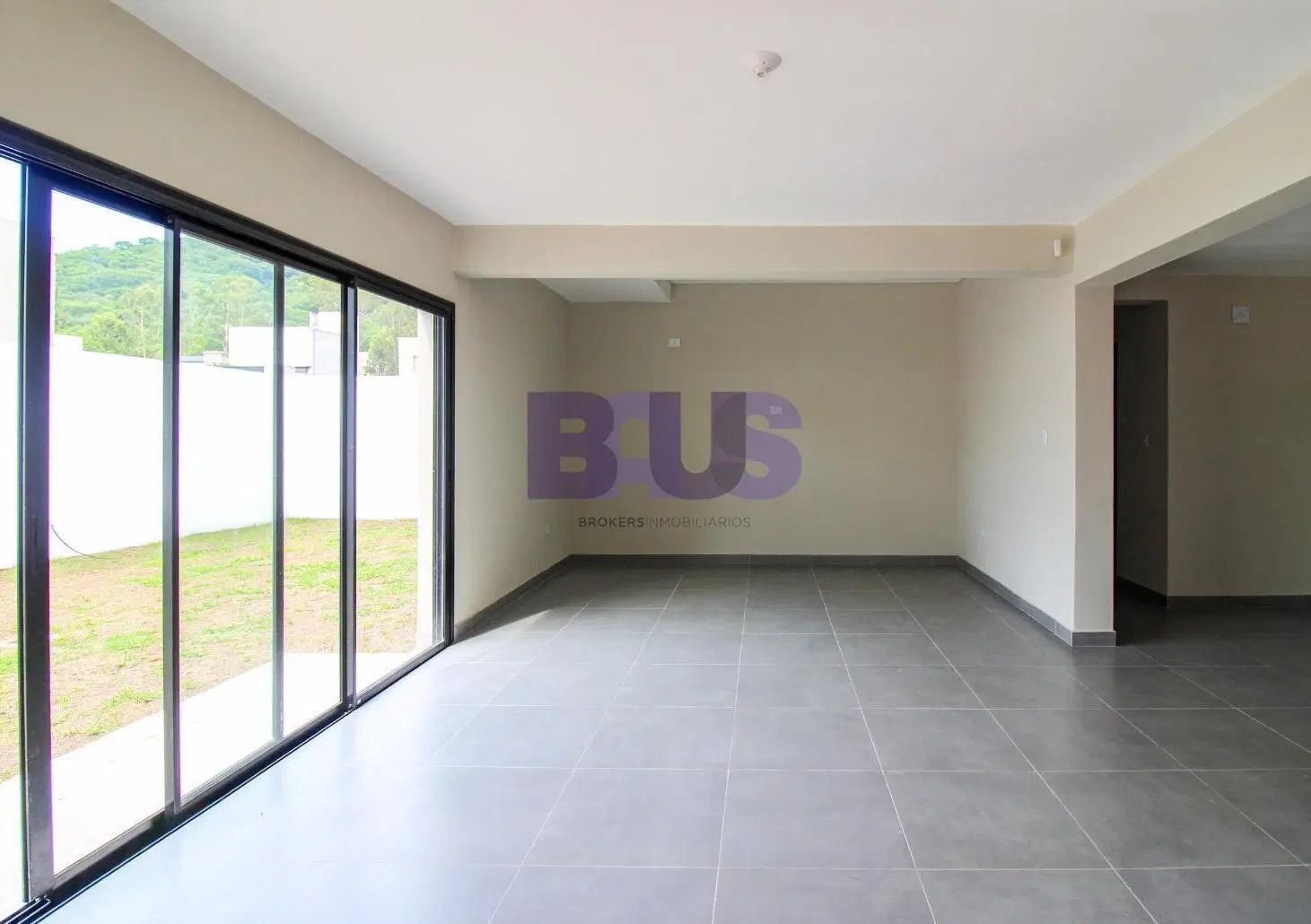Casa en venta Barrio los Profesionales 4
