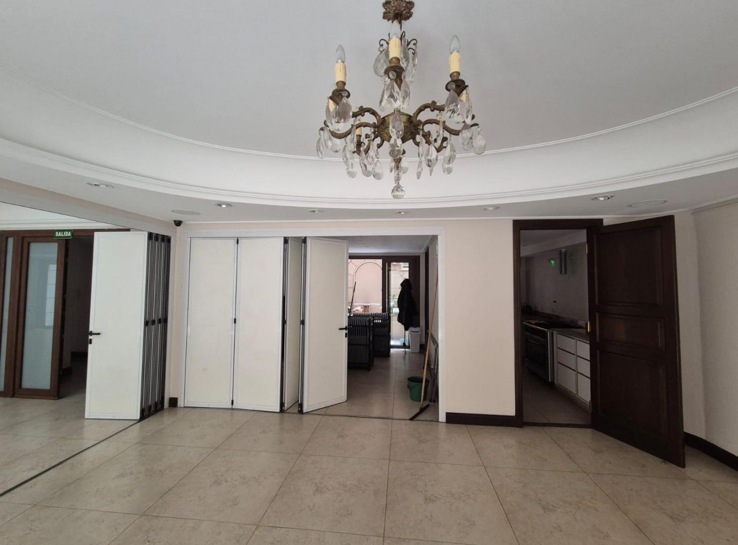 Foto de Salón/local comercial en Dean Funes al 300, imagen 1