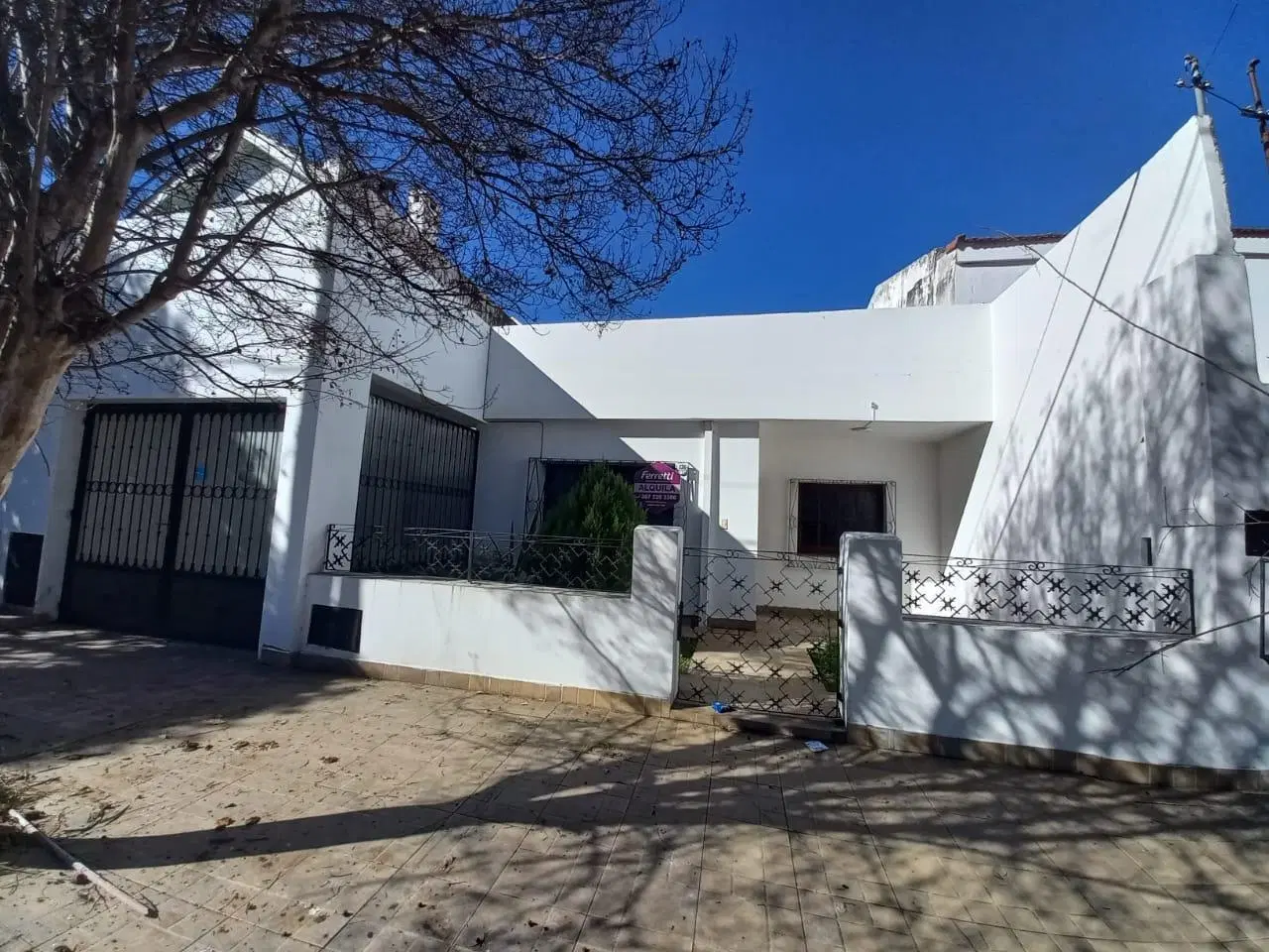 ALQUILER CASA 3 DORMITORIOS EN B° TRES CERRITOS - LOS GUAYACANES AL 100 2