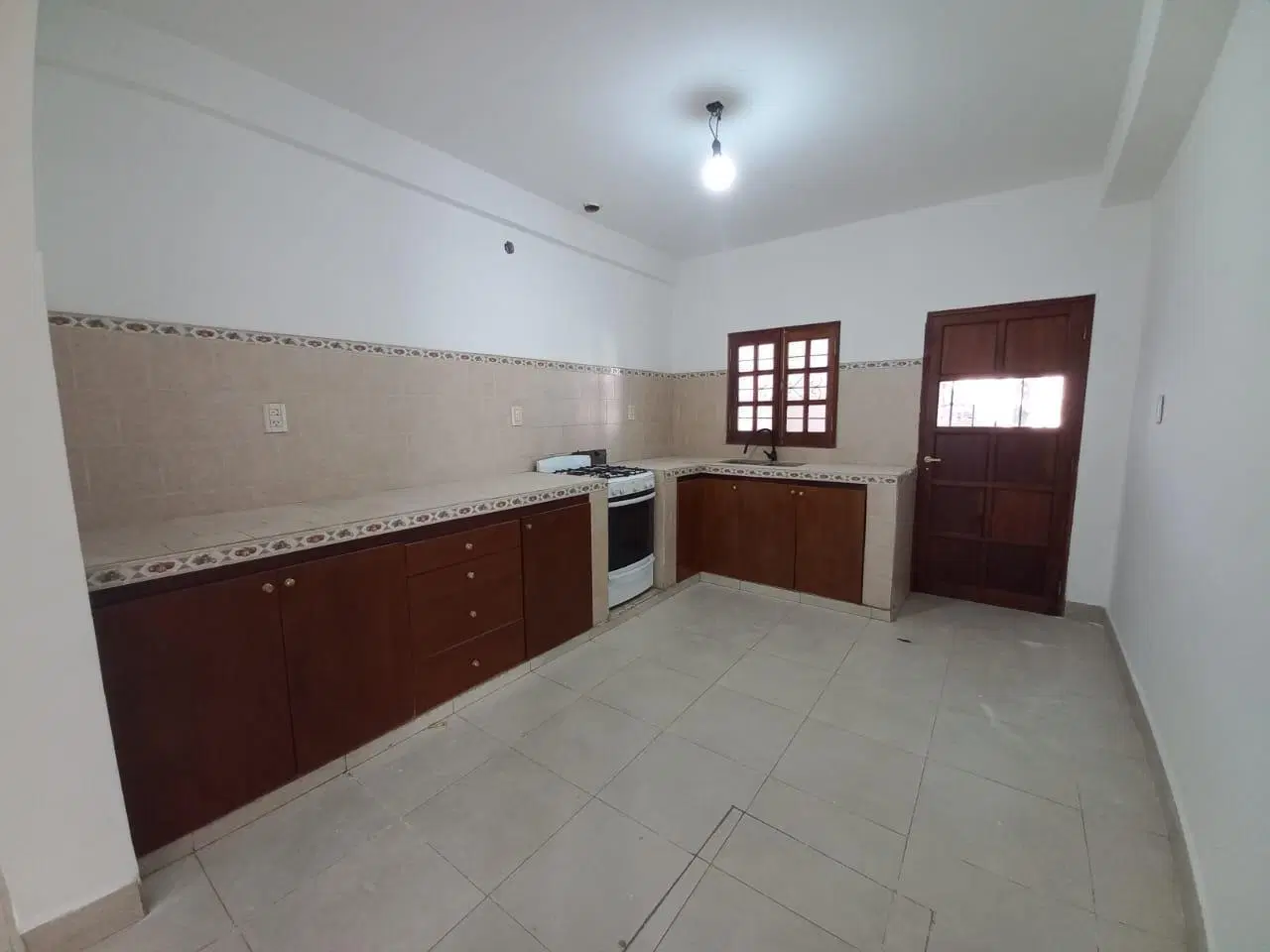 ALQUILER CASA 3 DORMITORIOS EN B° TRES CERRITOS - LOS GUAYACANES AL 100 5