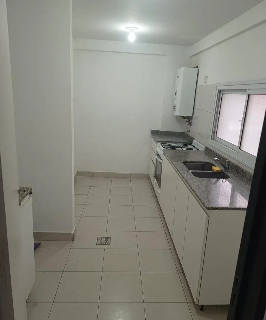 Alquiler Departamento 3 Ambientes Con Balcón Y Toilette - Pedernera al 300 3