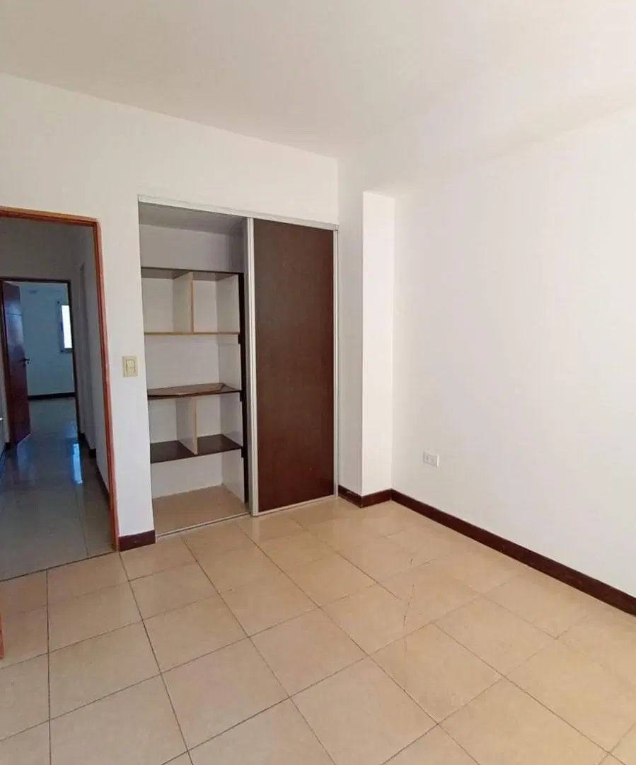 Alquiler de Departamento de 2 Dormitorios en Juramento al 1400, Salta Capital 2