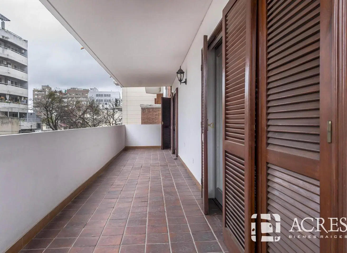 Venta de Departamento de 4 Dormitorios sobre Dean Funes al 300, Salta Capital 8
