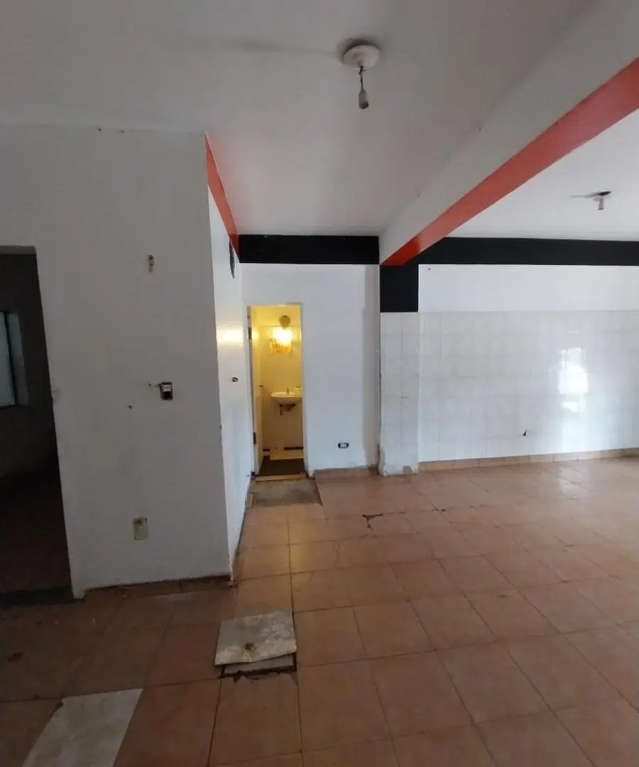 Alquiler de Local Comercial en Av. San Martín al 2700, Salta Capital 3