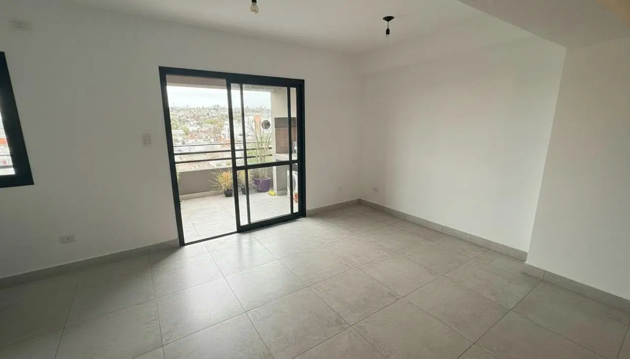 Venta de Departamento de 2 Dormitorios en Junín al 500, Salta Capital 1