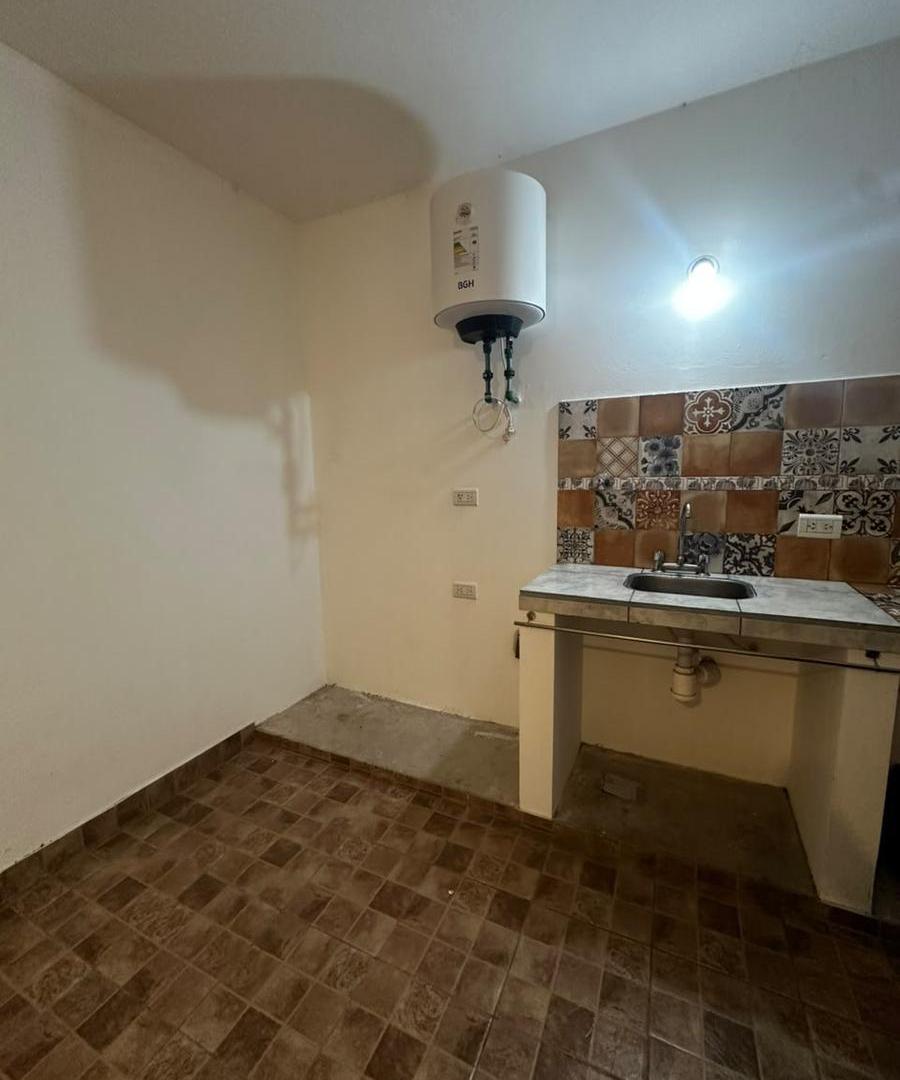Foto de Alquiler de Departamento de 1 Dormitorio en Talcahuano al 700, Salta Capital, imagen 5
