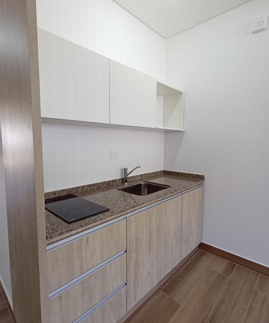 Foto de Alquiler de 8 Departamentos en Av. Bicentenario al 900, Salta Capital, imagen 1