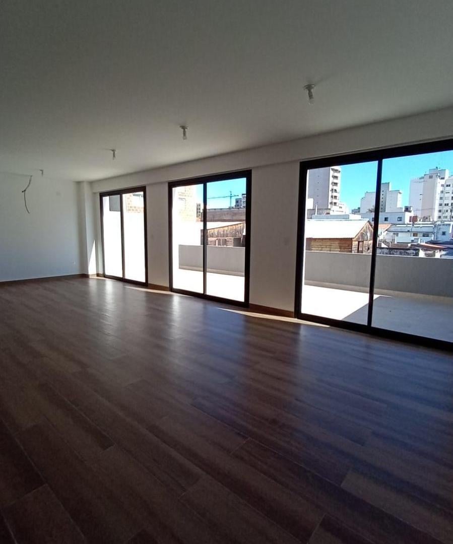 Foto de Alquiler de 8 Departamentos en Av. Bicentenario al 900, Salta Capital, imagen 3
