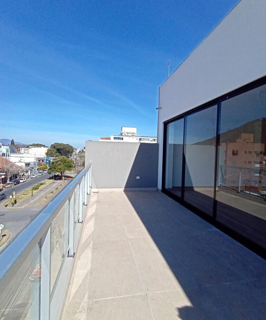 Foto de Alquiler de 8 Departamentos en Av. Bicentenario al 900, Salta Capital, imagen 2