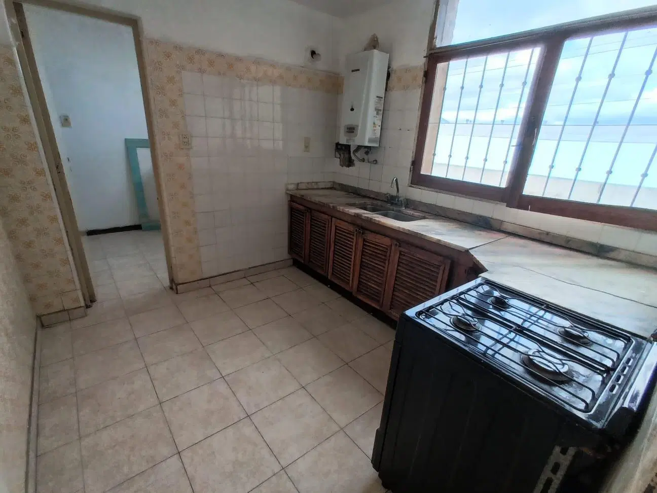 DEPARTAMENTO EN VENTA * BARRIO CASINO * 32 5