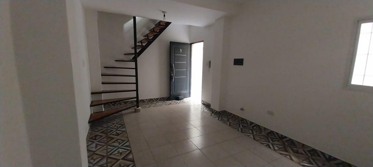 Foto de Alquiler de Departamento de 1 Dormitorio en Talcahuano al 700, Salta, imagen 1