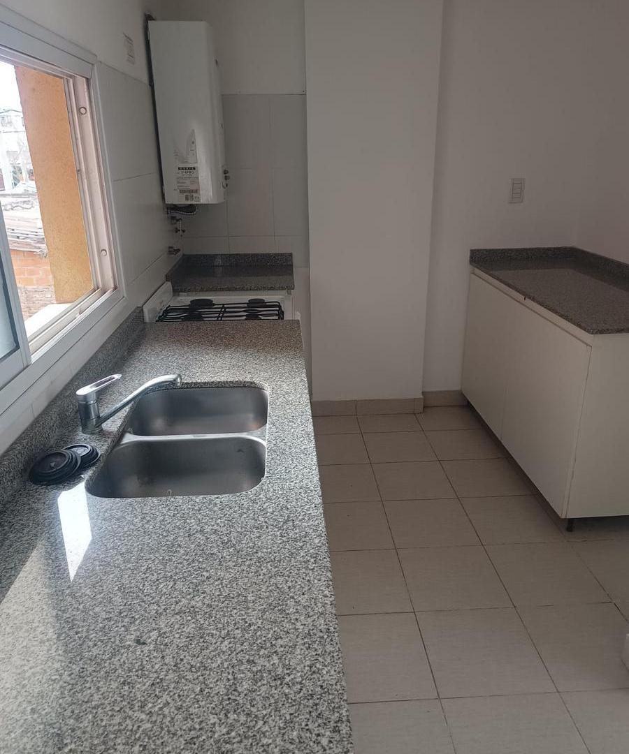 Foto de ALQUILER DEPTO 1 DORMITORIO PEDERNERA AL 300, imagen 5