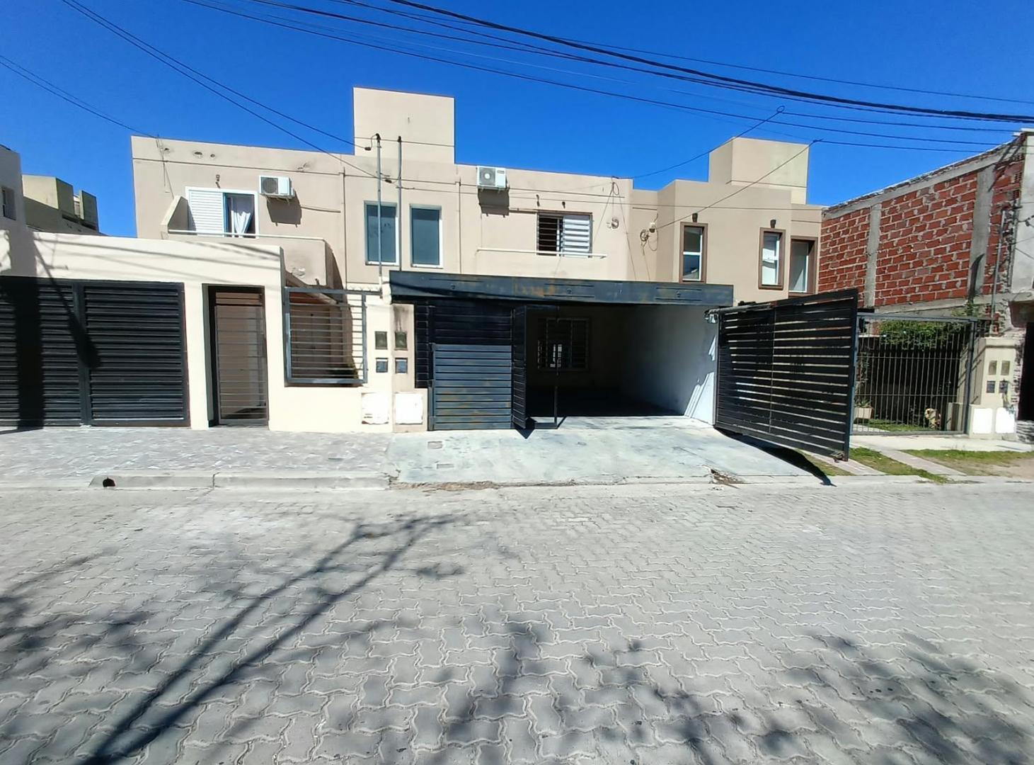 Foto de DUPLEX EN GRAND BOURG * CIUDAD DE SALTA *, imagen 1