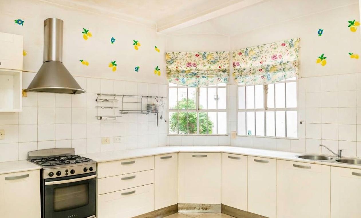 Foto de Casa en Venta de 6 Dormitorios en Rivadavia al 200, Salta Capital, imagen 5