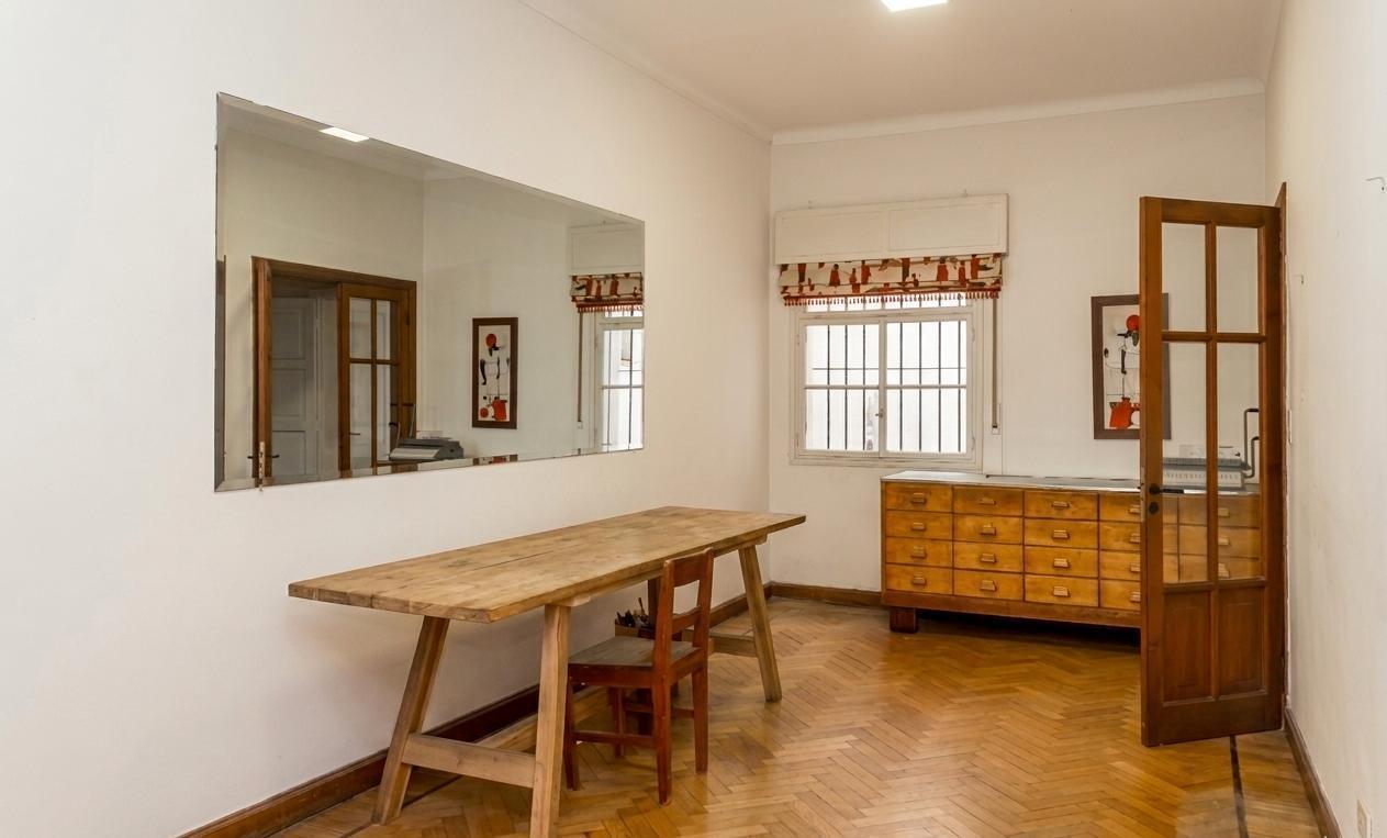 Foto de Casa en Venta de 6 Dormitorios en Rivadavia al 200, Salta Capital, imagen 1