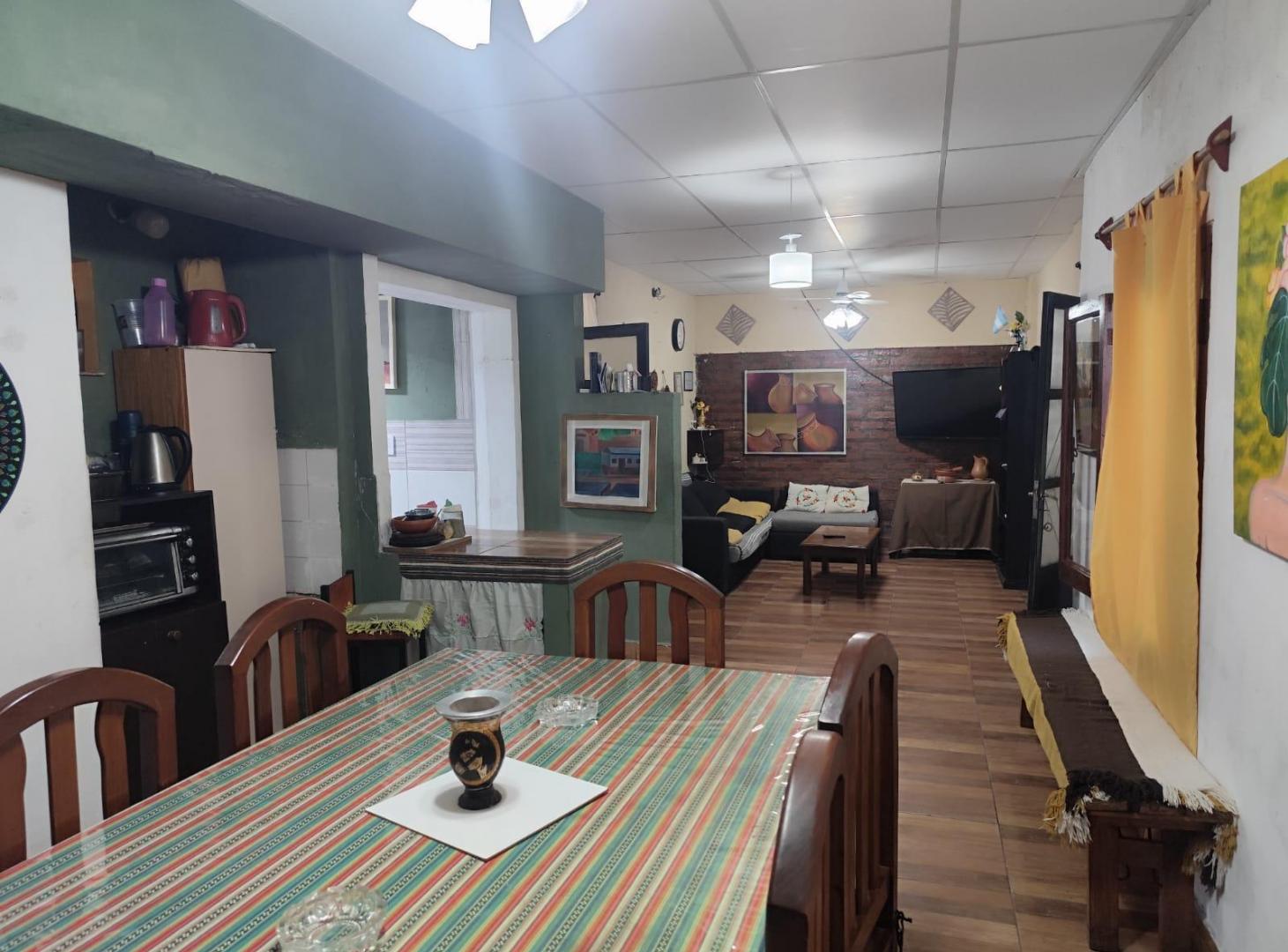 Foto de Casa en venta con local comercial. Zona sur., imagen 3