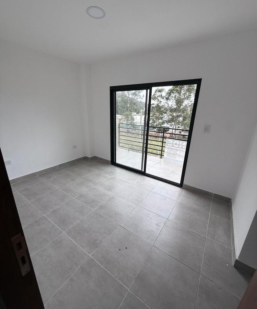 Foto de Venta duplex en Barrio Los Profesionales, imagen 4