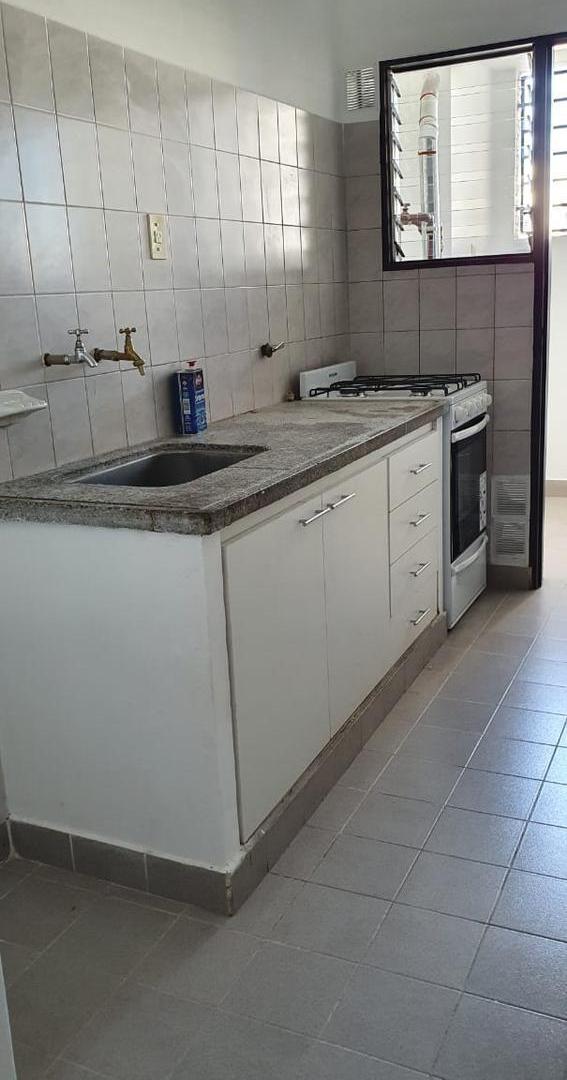 Foto de Alquiler Departamento de 3 Dormitorios en B° El Bosque, Salta Capital, imagen 1