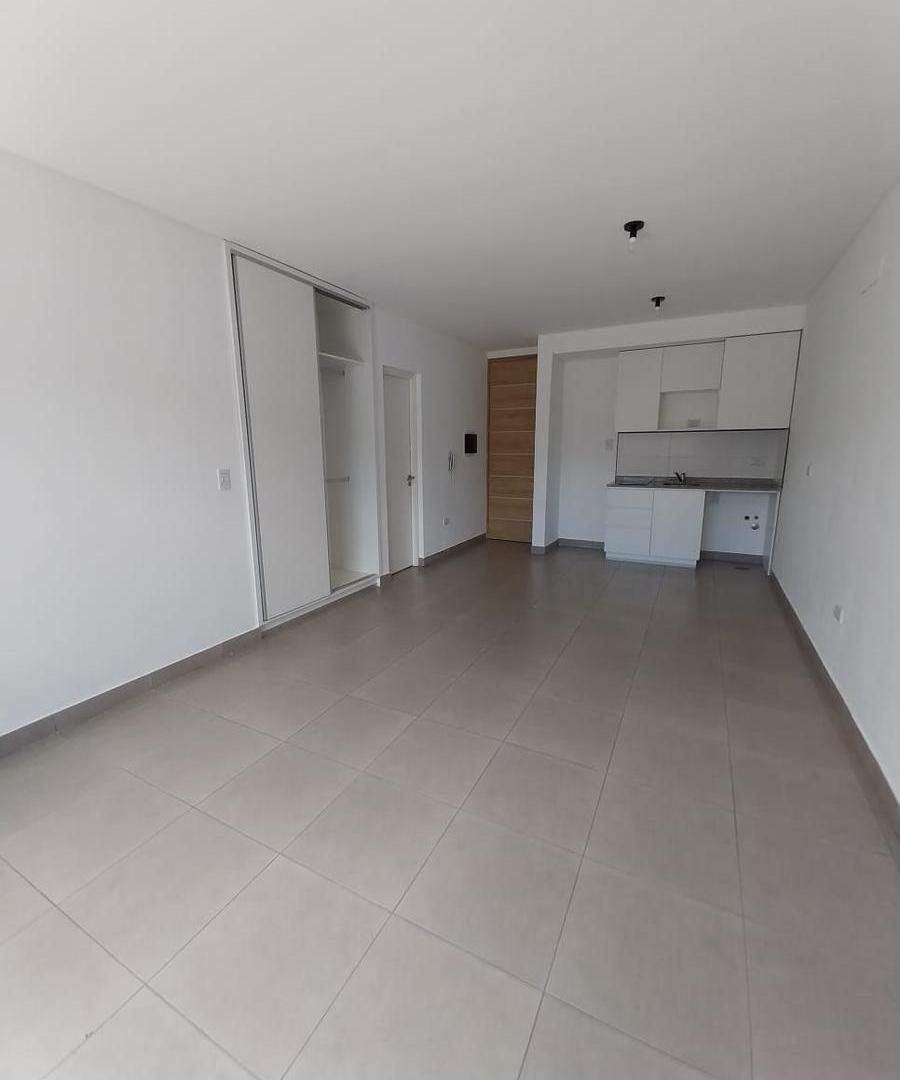 Foto de Alquiler de Monoambiente en Arenales e Ibazeta, Salta Capital, imagen 4