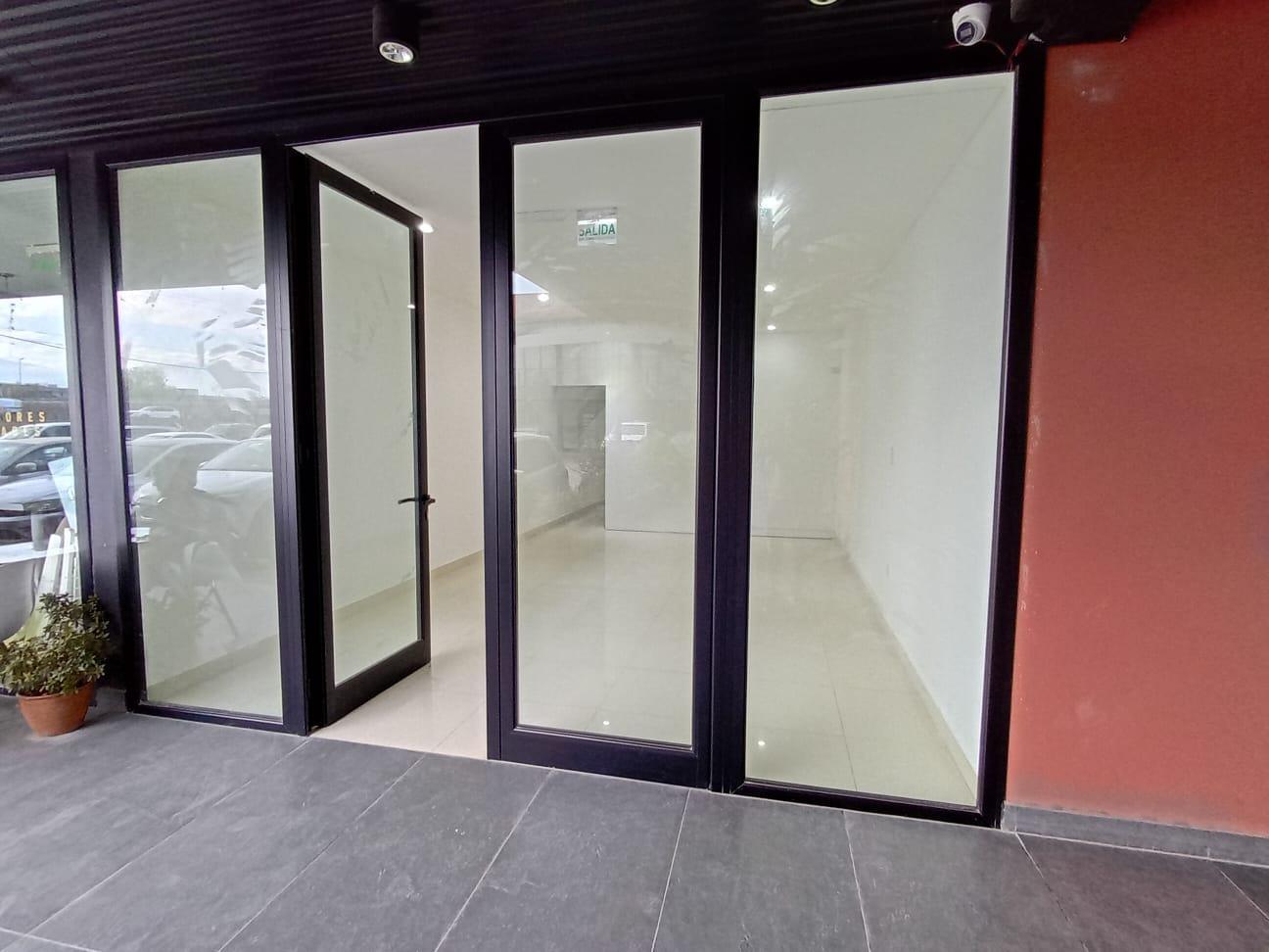 Foto de Alquiler de Local Comercial N° 5 en Paseo El Sitio, San Lorenzo Chico, imagen 2