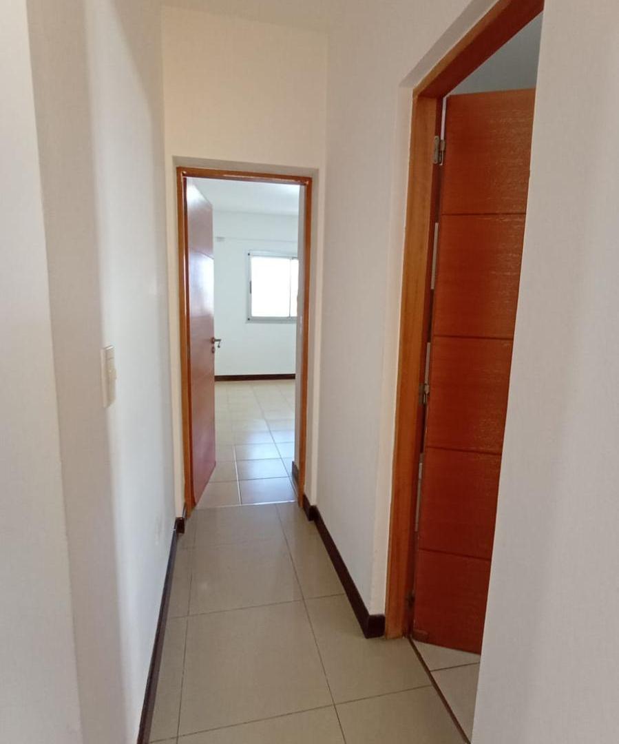Foto de Alquiler de Departamento de 2 Dormitorios en Juramento al 1400, Salta, imagen 2
