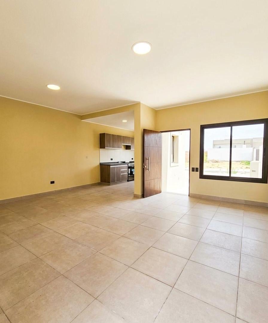 Foto de Casa en Venta de 2 Dormitorios en Vía Aurelia, Salta Capital, imagen 2
