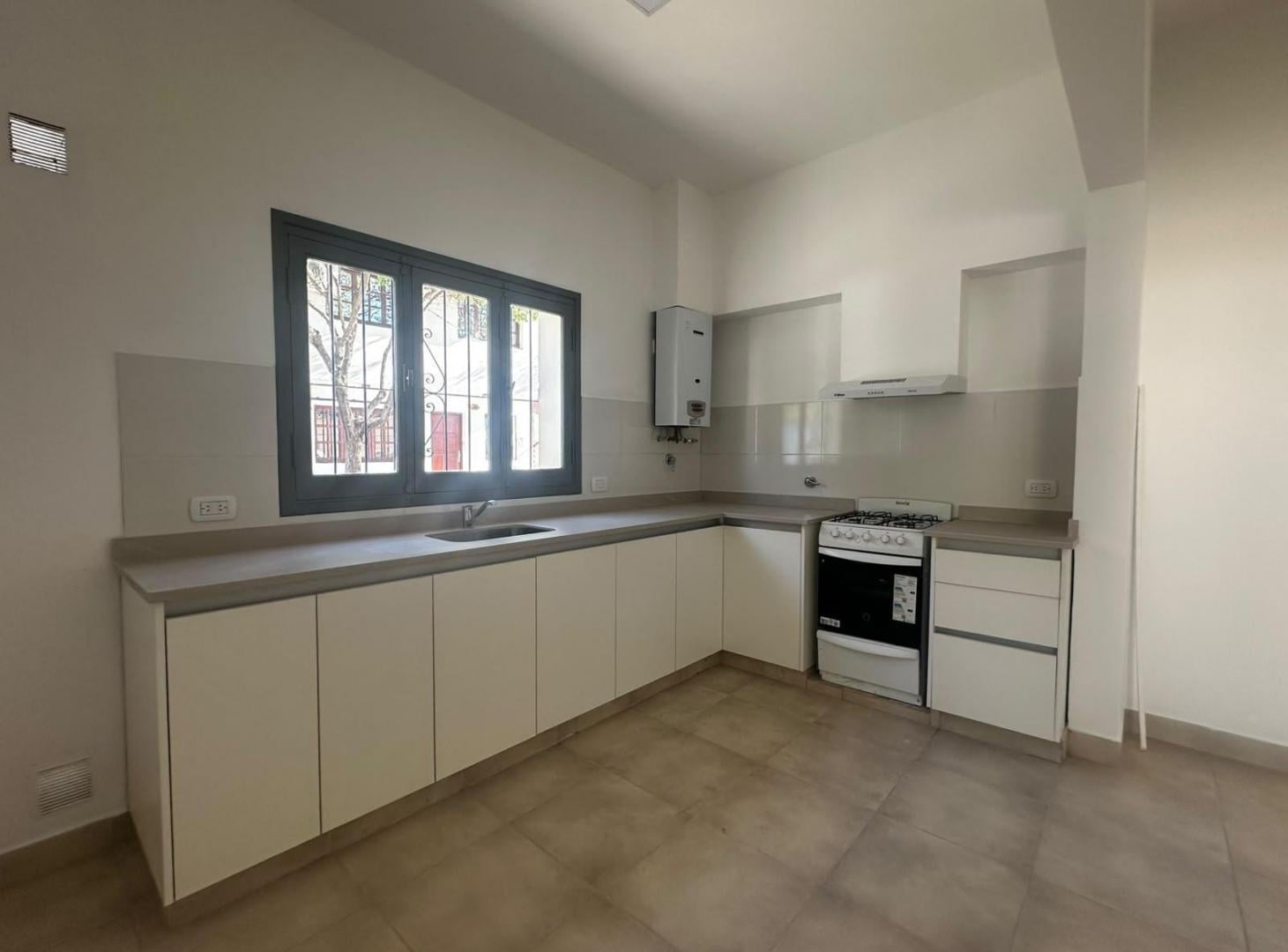 Foto de Alquiler de Departamento 1 Dormitorio en Ameghino al 300, Zona Centro, imagen 5