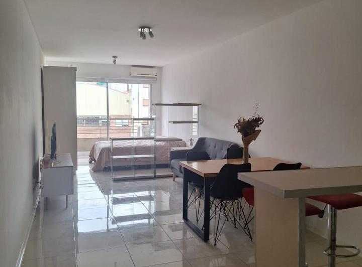 Impecable Monoambiente amplio y amoblado en el Villa Crespo 2