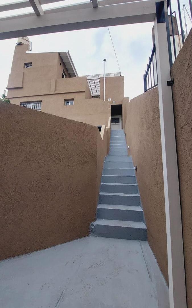 Foto de PH 4 ambientes en venta en Jose León Suarez, imagen 4